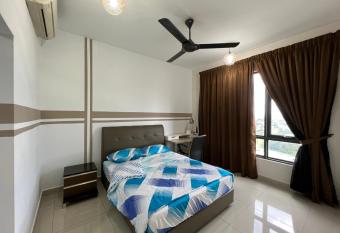 Paloma Subang Jaya allows 18 year olds to book a room