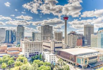 Amazing Downtown View of Spacious 1-bedroom Suite has Balcony rooms