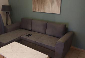 superbe appart montpellier avec terrasse de 16m2-clim-wifi-netfix has Balcony rooms