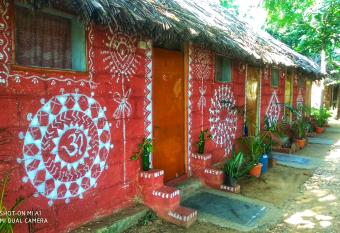 Om Shanti Om Homestay Hampi has Smoking/Balcony rooms