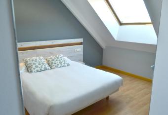 Hotel Alda Centro Oviedo allows 18 year olds to book a room