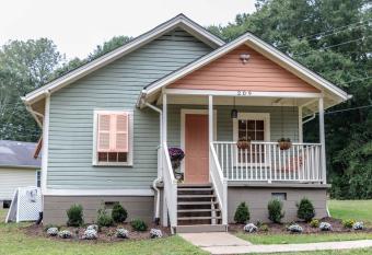 Clemson Memorabilia House Frank Howard III Home has Balcony rooms