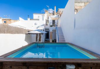 Best Kept Secret has Balcony rooms