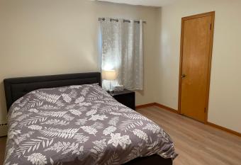 New Brunswick NJ Master Bedroom with private bath allows 18 year olds to book a room