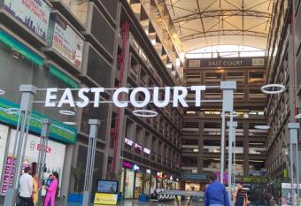 Hotel rest and view allows 18 year olds to book a room