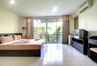 Kata Beach Guesthouse allows 18 year olds to book a room