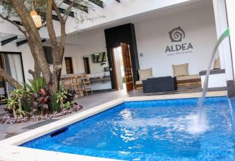 VILLA HUIZACHE ALBERCA PRIVADA+EXCLUSIVIDAD+LUJO has Balcony rooms