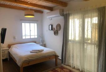 Beautiful Dead Sea Unit has rooms with a private hot tub