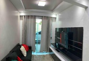 Casa em condom  nio residencial allows 18 year olds to book a room