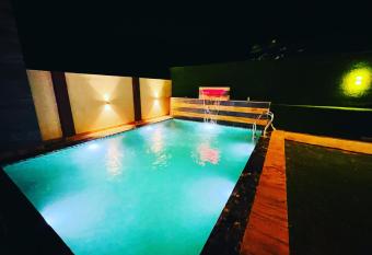 S.S villa dhikli has Balcony rooms