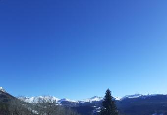 Duplex lumineux    1200m d altitude has Balcony rooms