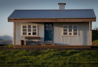 Jakob  s old farmhouse has Balcony rooms