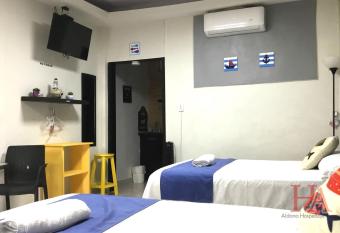 Hospedaje Aldana - Habitaci  n Doble Centro Hist  rico Tuxpan Veracruz allows 18 year olds to book a room