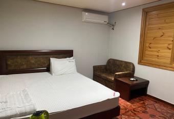 Alibaba Motel main building has Smoking rooms