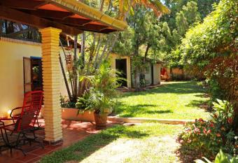 House in Barrio Herrera allows 18 year olds to book a room