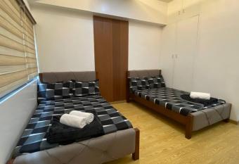 CedarPeak419 allows 18 year olds to book a room