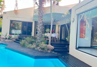 Makura Haven has Balcony rooms