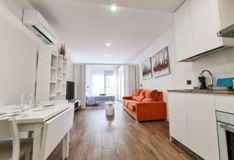 H1A-Apartamento Chaplin,moderno y muy luminoso. has Balcony rooms