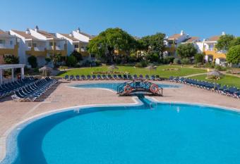 Comitas Isla del Aire has Balcony rooms