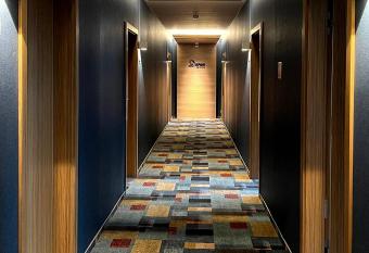 Duran Penzion allows 18 year olds to book a room