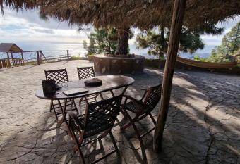 Laurelin, magia y naturaleza. has Balcony rooms