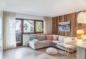 Haus Excelsior Top 20 has Balcony rooms