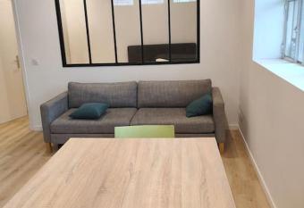 Logement complet    Villeurbanne has Balcony rooms