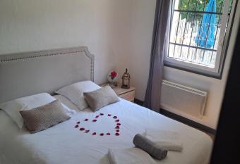 Le g  te des cascades has Balcony rooms