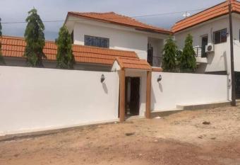 Villa    Toubab Dialaw has Balcony rooms