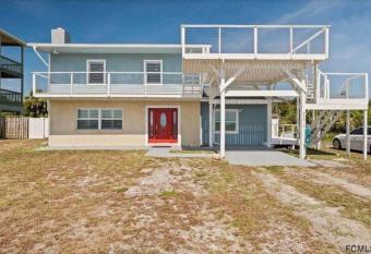 Palm Coast Paradise has Balcony rooms