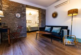 Apartamentos Gaviota has Balcony rooms