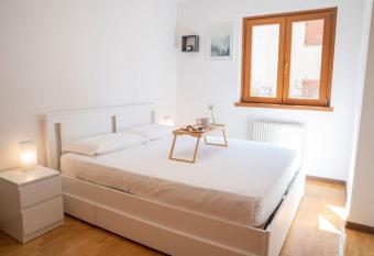 [Jacuzzi & Nature] La Casa della Montagna allows 18 year olds to book a room