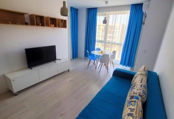 Blue 65 has Balcony rooms