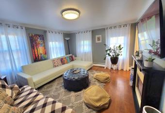 Park view Boston South - Quincy allows 18 year olds to book a room