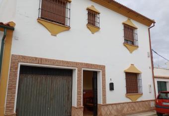 La casa del pueblo has Balcony rooms