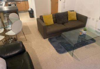 Lovely one bedroom flat in the city centre has Balcony rooms