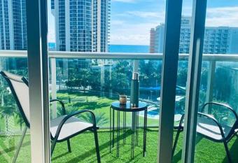 Ocean Reserve Piso 9 - STR 2412 has Balcony rooms