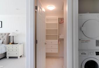                                                             downtown has rooms with a private hot tub