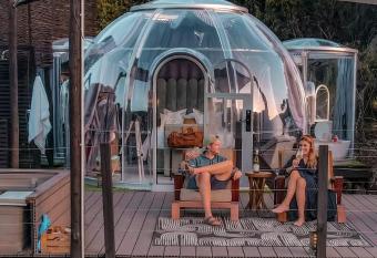Stargazing Dome - Thunzi Bush Lodge allows 18 year olds to book a room