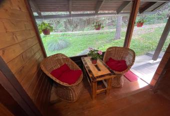   arobna koliba M&M has Balcony rooms