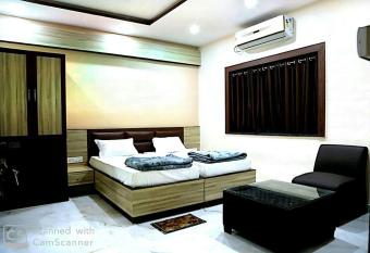 Hotel 7th Heaven Sonari allows 18 year olds to book a room