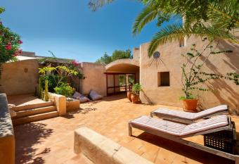 Sa Paret Nova has Balcony rooms