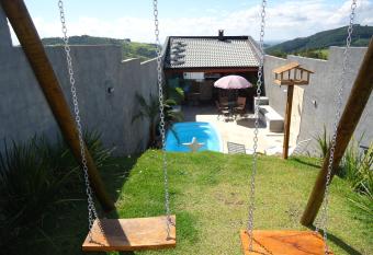 Recanto Por do Sol, vista para as montanhas e vale has Smoking/Balcony rooms