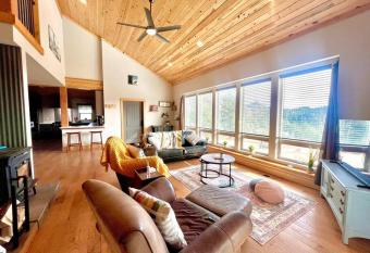 King Bed-Spacious and private, views are included has Balcony rooms