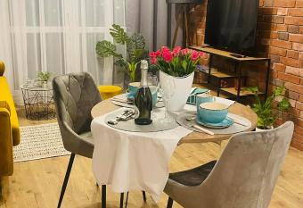 NaturaApart allows 18 year olds to book a room