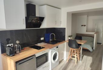 Le Champ  tre allows 18 year olds to book a room