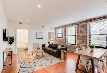 Modern Apartment in Historic Shell allows 18 year olds to book a room