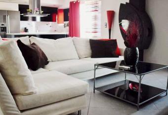 Luxury minimal apartment with balcony sea View has rooms with a private hot tub