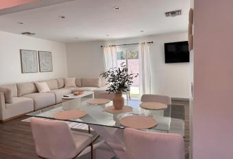 Fully remodeled 1-bedroom house with massive yard allows 18 year olds to book a room