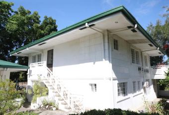 La Casa Blanca Binoclutan Beach Resort has Balcony rooms